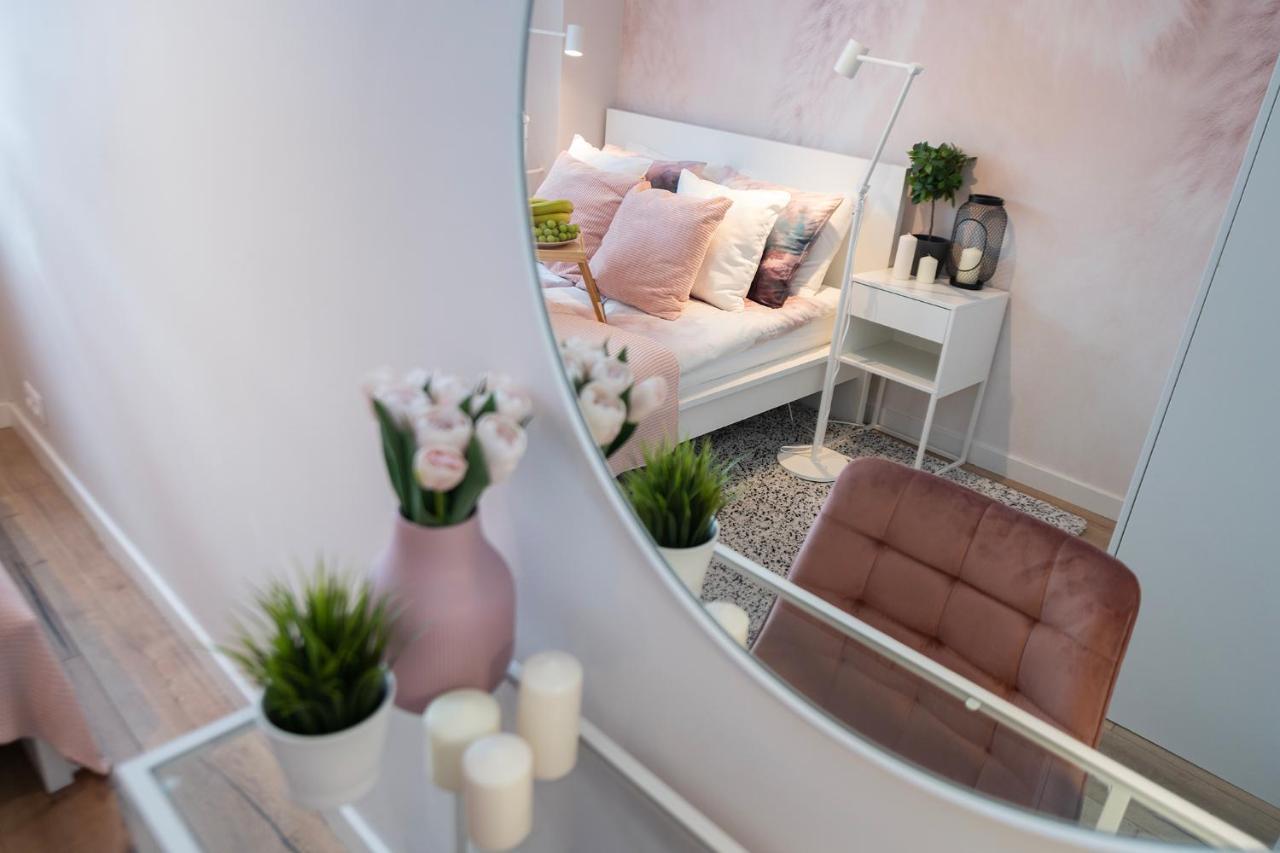 Golden Sands - Winda, 2 Sypialnie Oraz Salon, Lozeczko Turystyczne, Balkon, Play Station 5, Ekspress Do Kawy, Atlas Arena, Zoo, Fala Łódź Kültér fotó